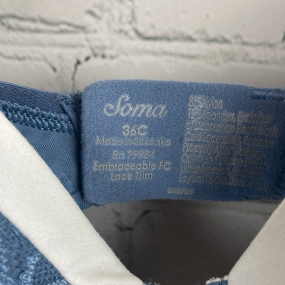 SOMA Embraceable FC Lace Trim Blue Underwire Bra size 36C - Picture 4 of 4